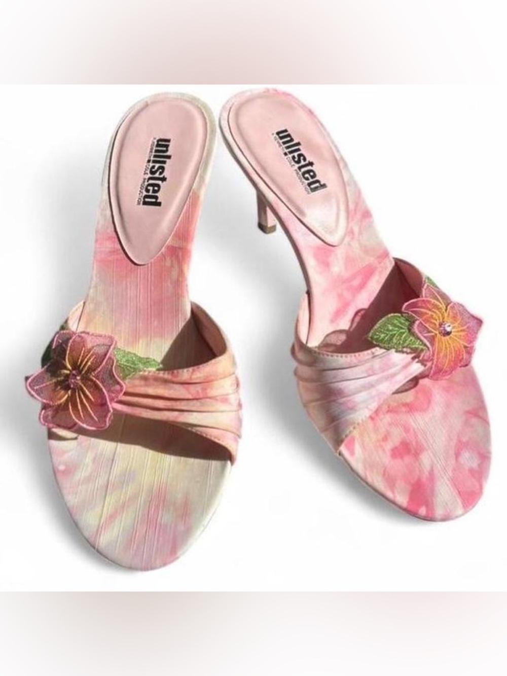 Unlisted by Kenneth Cole Green Floral Heels